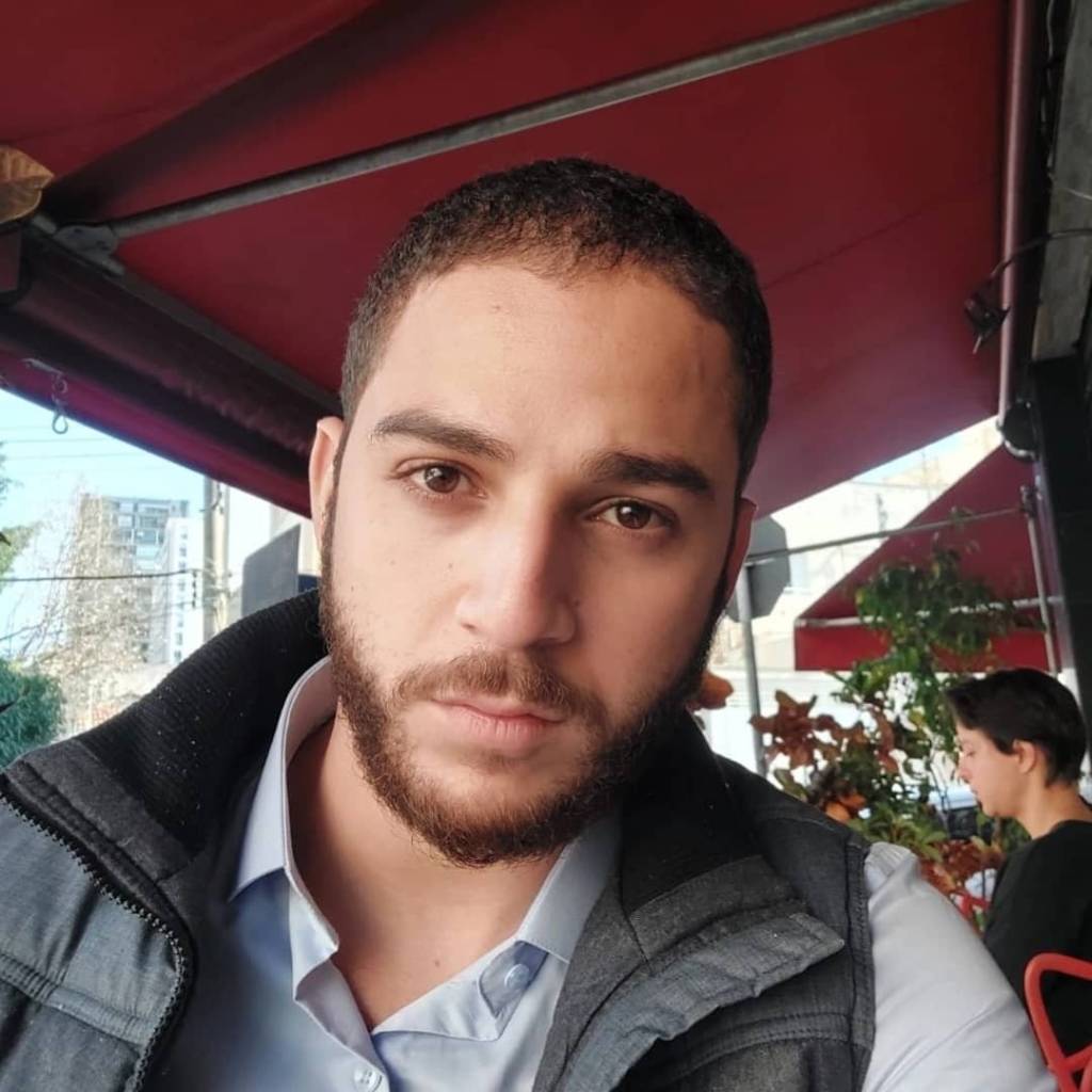 Jovem é encontrado morto em Pinheiros com saco plástico na cabeça