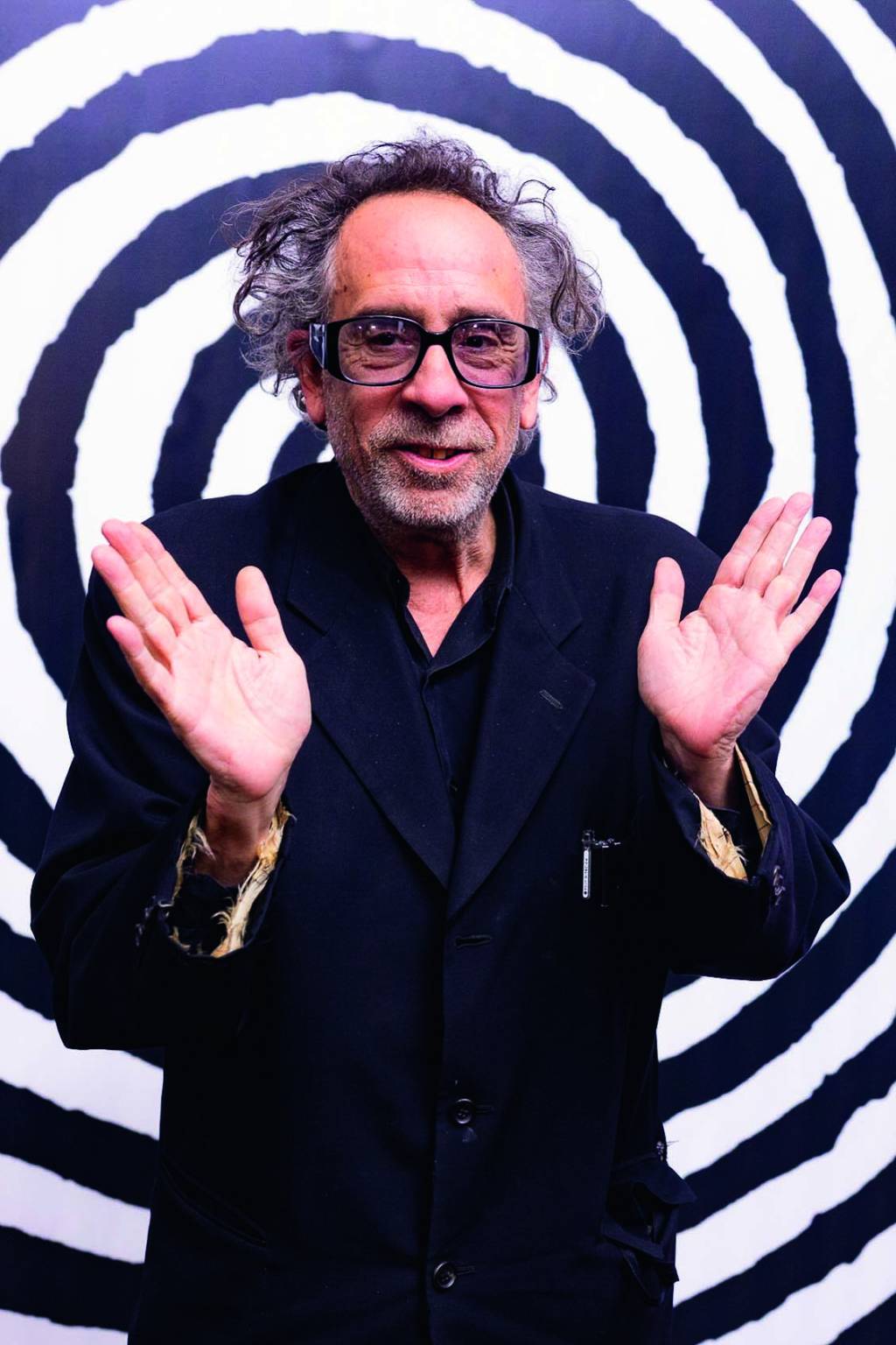 Tim Burton na abertura da exposição, no último sábado (7)