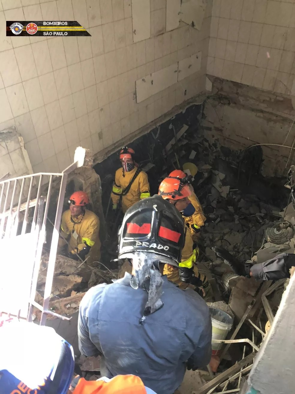 Corpo-de-Bombeiros-atende-explosao-em-residencia-na-Ccangaiba-na-Zona-Leste-de-SP-nesta-quarta-feira-25-de-maio-Divulgacao-Corpo-de-Bombeiros Idoso de 80 anos morre após explosão de gás na Zona Leste de São Paulo