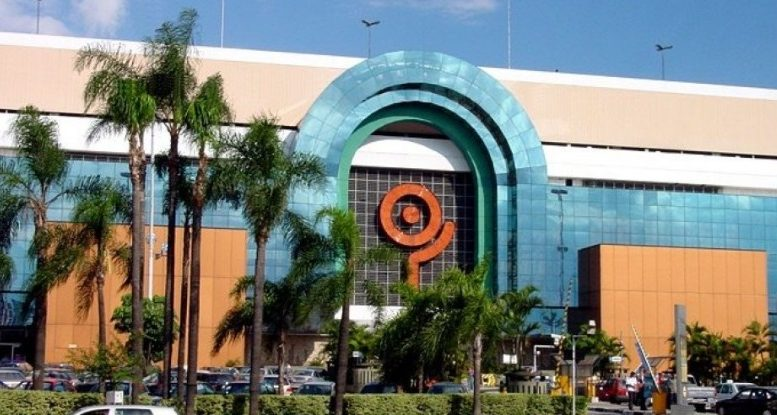 Entrada do shopping Ibirapuera