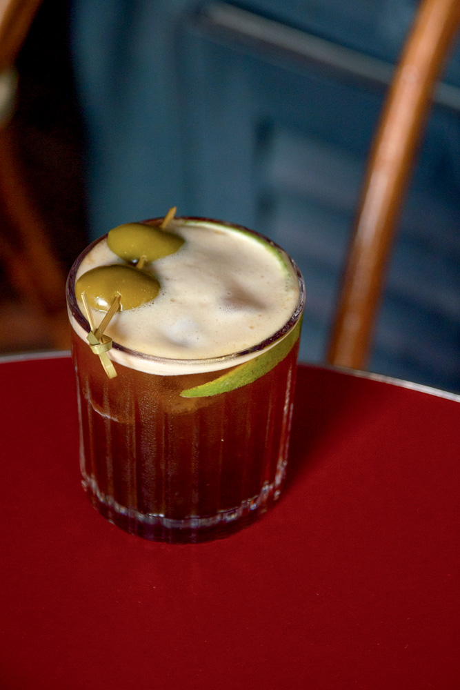 Uma baixa no Le Jazz Petit Bar