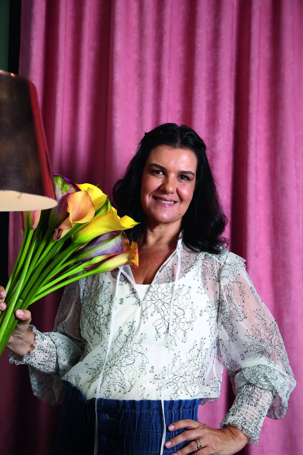 Após lutar contra depressão, designer floral vende 500 arranjos por semana