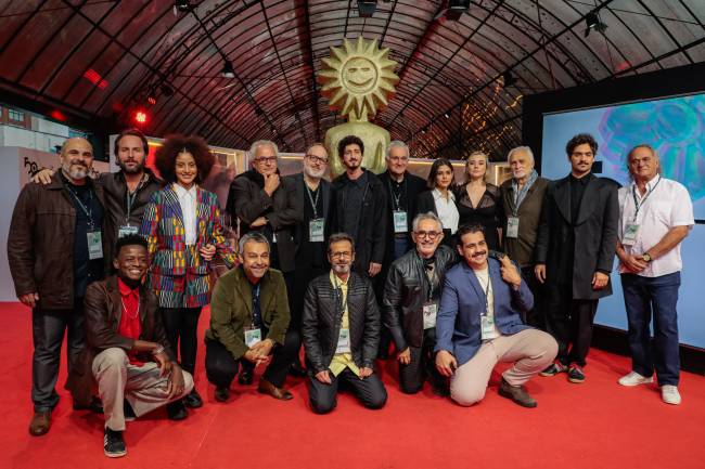 Elenco do longa-metragem brasileiro O Pastor e o Guerrilheiro