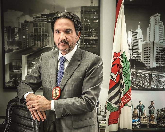 Delegado Roberto Monteiro Andrade Jr., 1ª Seccional de Policia.