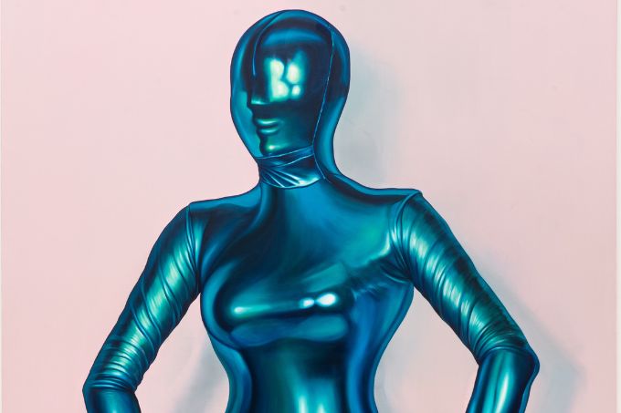 Green Body Suit: pintura de corpo coberto por uma roupa de látex azul