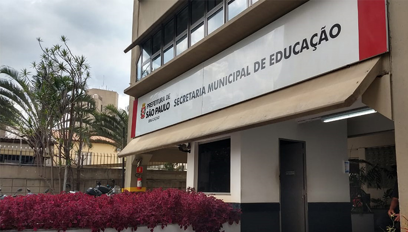 Piso salarial de professores da capital terá aumento de 31,8%