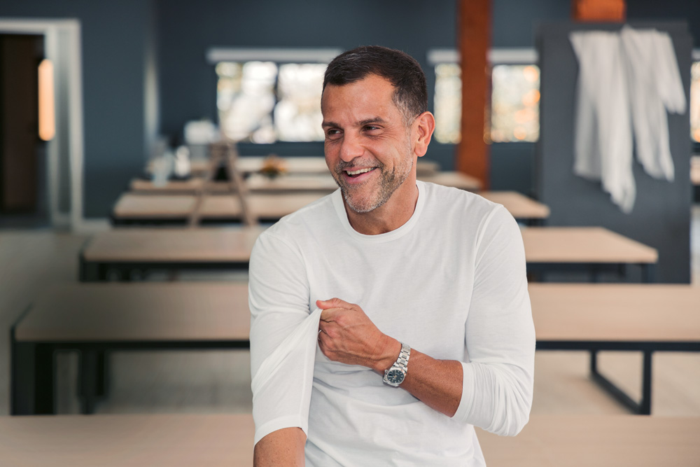 Arezzo transforma loja da Oscar Freire em galeria de arte com coleção exclusiva