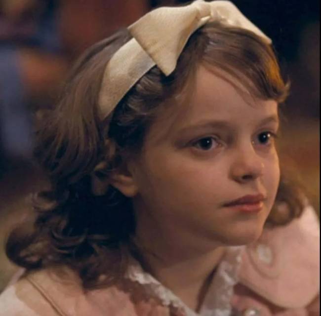 Freya Wilson no filme O Discurso do Rei, vencedor do Oscar