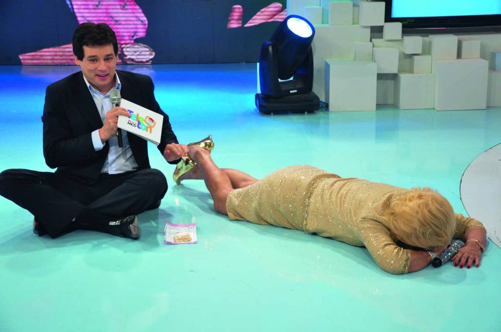 Hebe e Celso Portiolli no Teleton 2010. Hebe e Celso Portiolli no Teleton 2010.