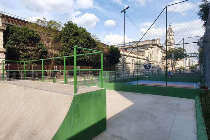 Repaginada: Praça do Cachimbo agora é espaço de lazer na Nova Luz