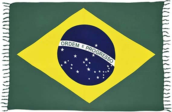 Canga de praia estampada com a bandeira do Brasil