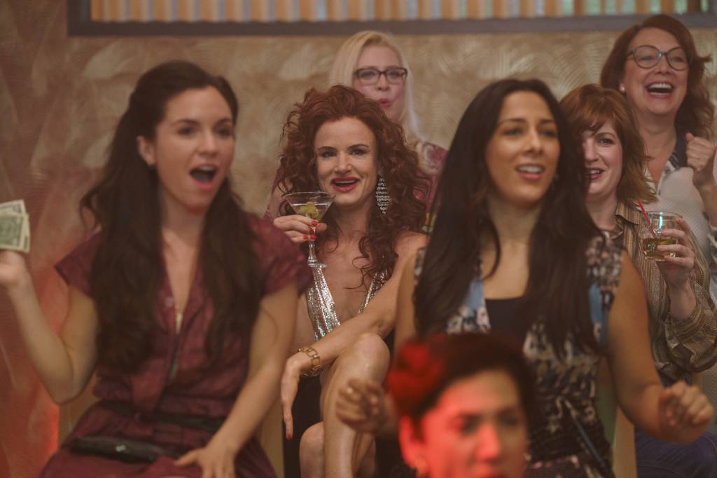 ‘Bem-Vindos ao Clube da Sedução’ conta história real com strip-tease e traições