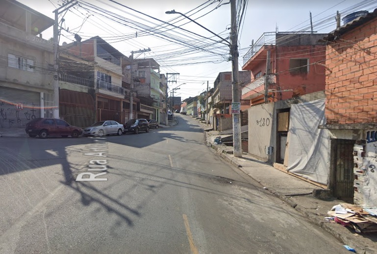 Cativeiro ficava na rua Arthur Friedenreich, no bairro Ayrosa, em Osasco.