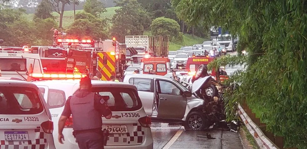 Acidente na Rodovia Raposo Tavares