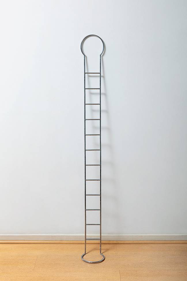 Escada (1998), de Artur Lescher