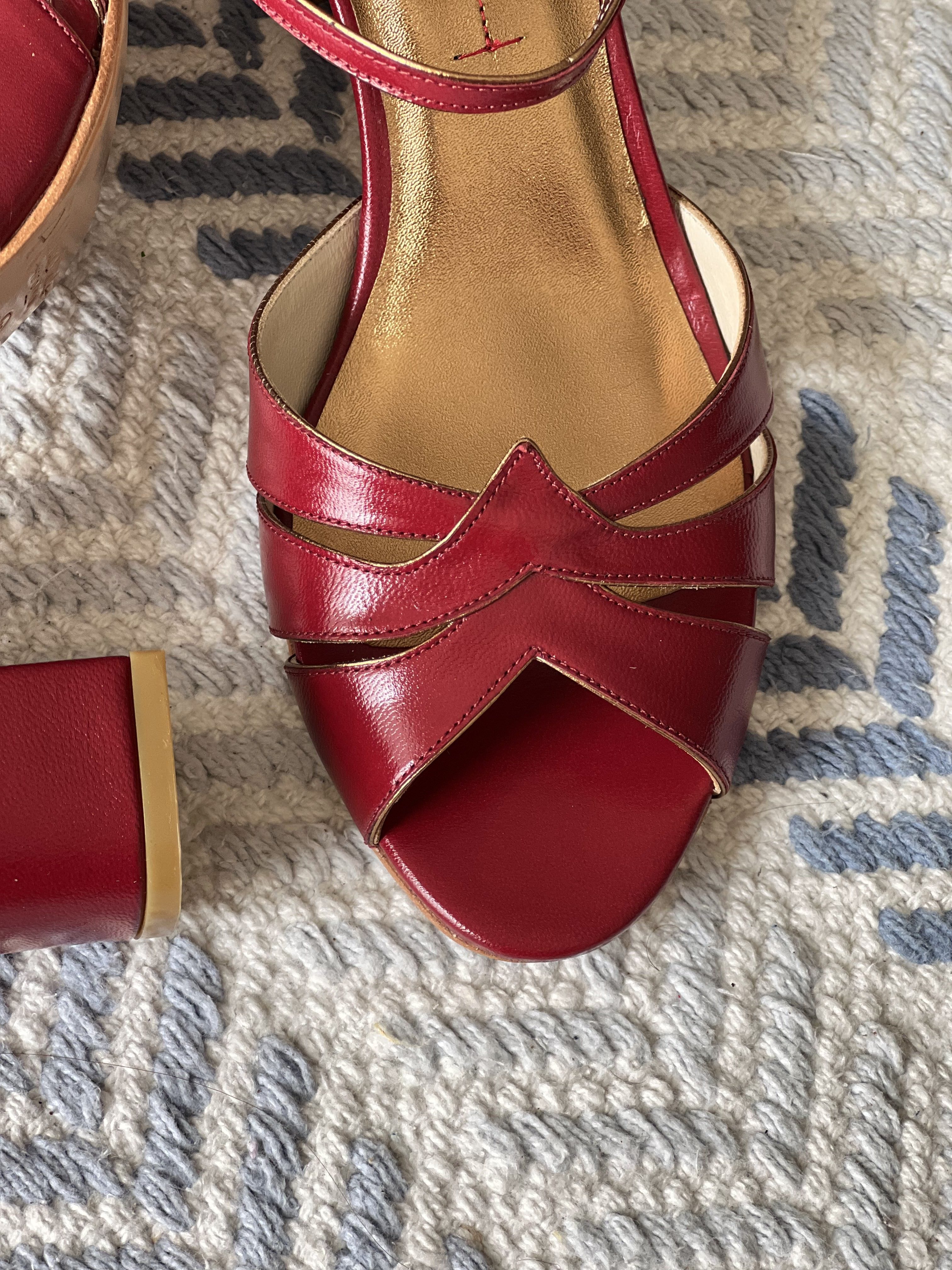 jordan black red grey