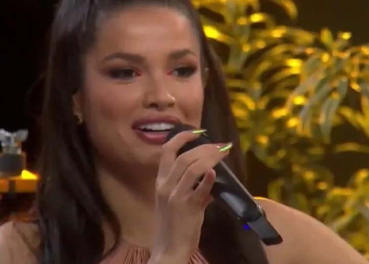 Juliette revela intimidade no sexo: “Sou tímida, mas me transformo”