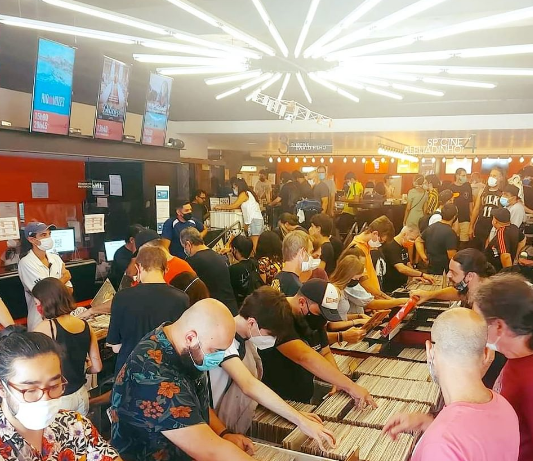 petra belas artes Bazar de discos: eventos na área comum aos domingos