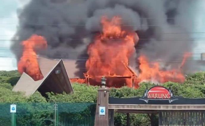 Imagem mostra local consumido por chamas