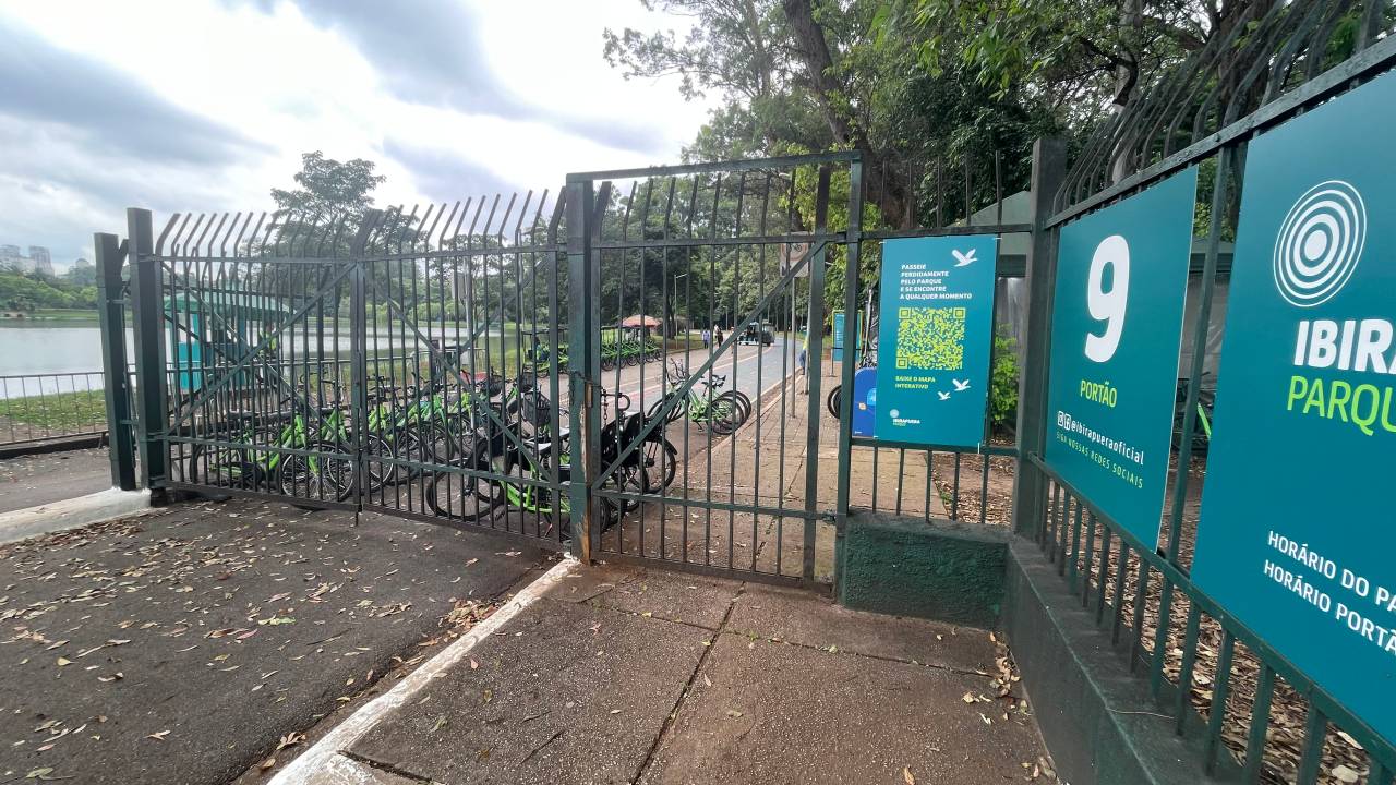 Parque Ibirapuera, portão 9.