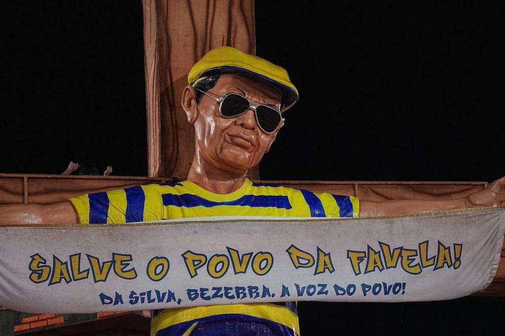 Acadêmicos do Tucuruvi fez homenagem a Bezerra da Silva.