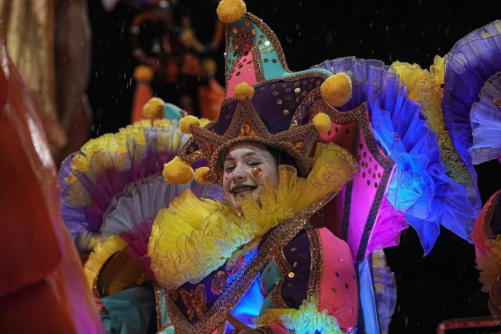 Desfile da Estrela do Terceiro Milênio homenageou a arte do humor.