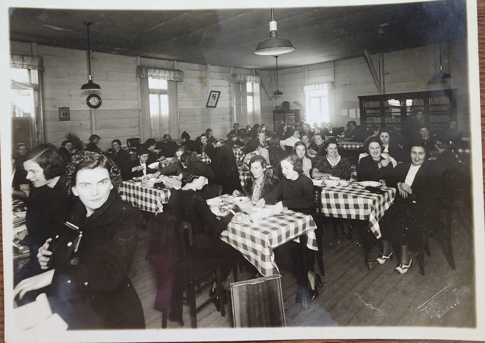 Restaurante para Senhoras, criado em 1926.