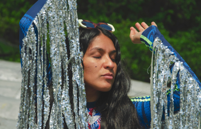 Brisa Flow é a primeira artista indígena a se apresentar no Lollapalooza Brasil