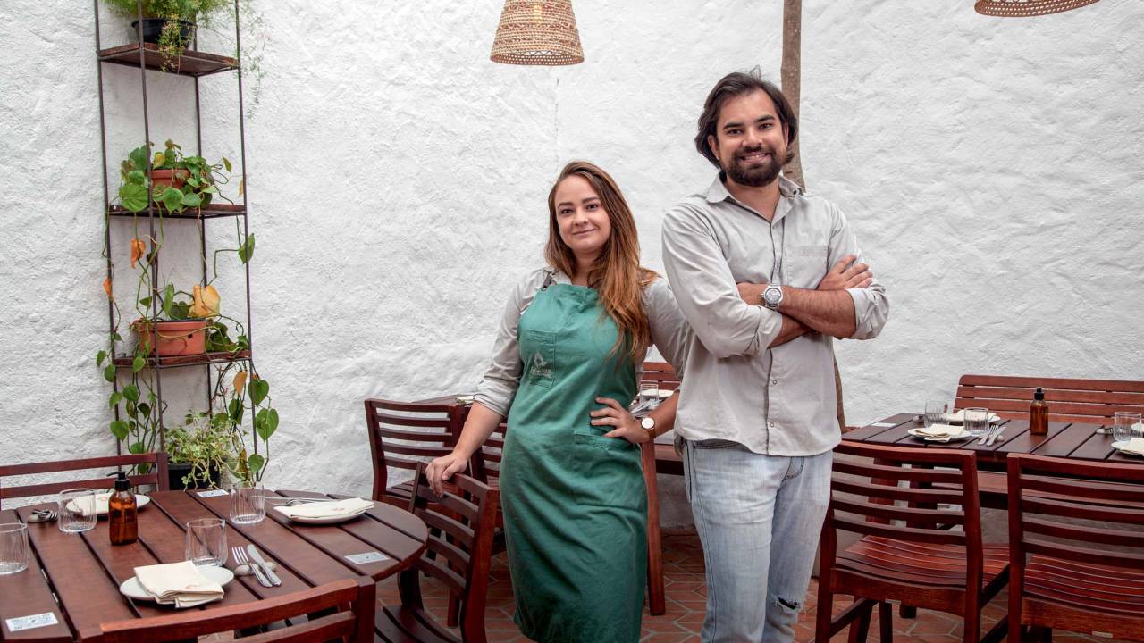 Chefs Rodrigo Aguiar e Giovanna Perrone