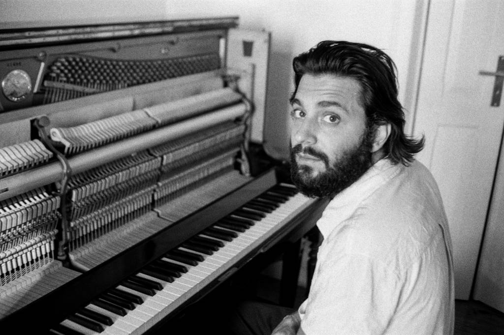 “É a primeira vez que sinto medo de cantar em um país”, diz Salvador Sobral