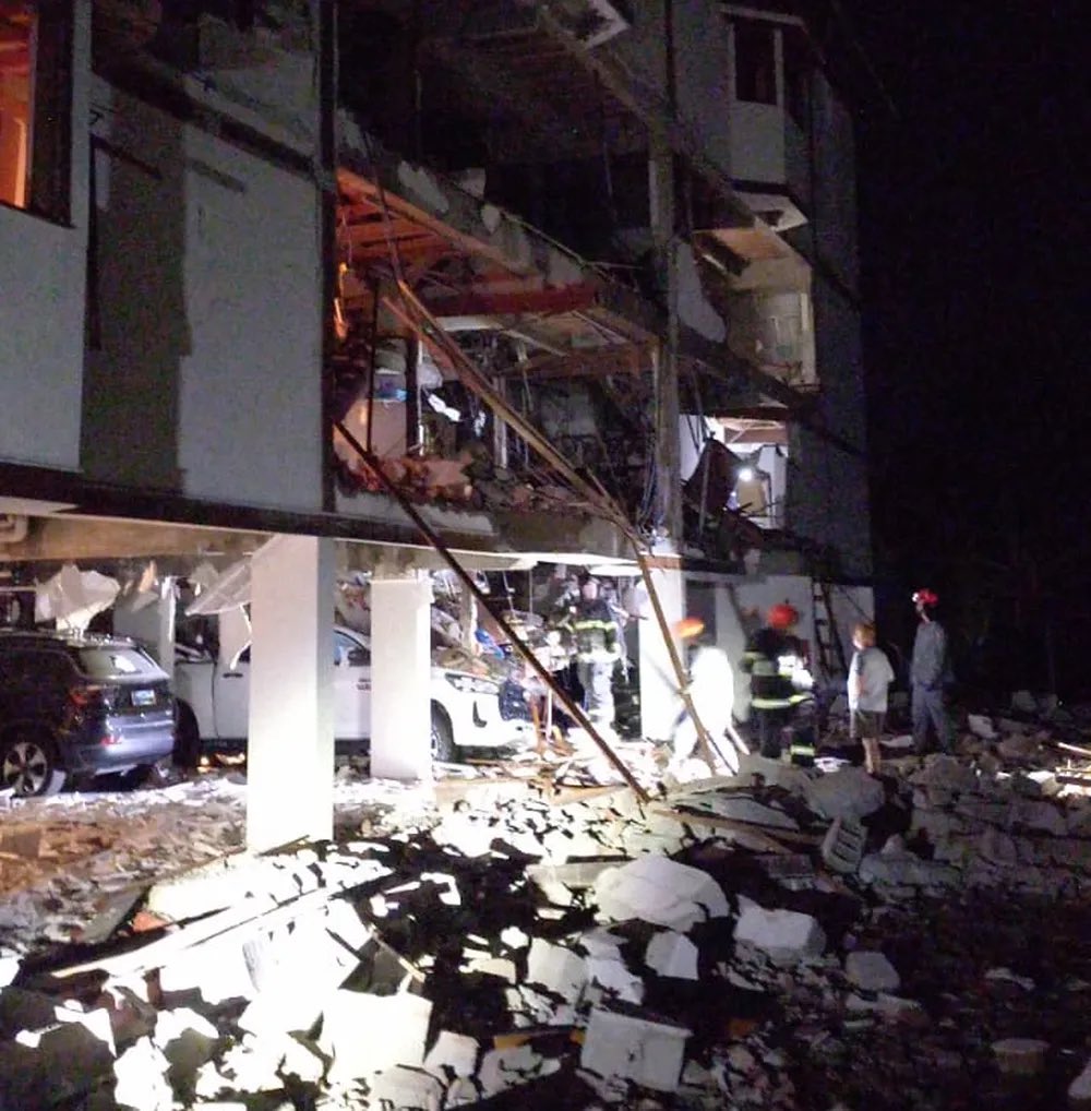 Prédio residencial explode em Campos do Jordão