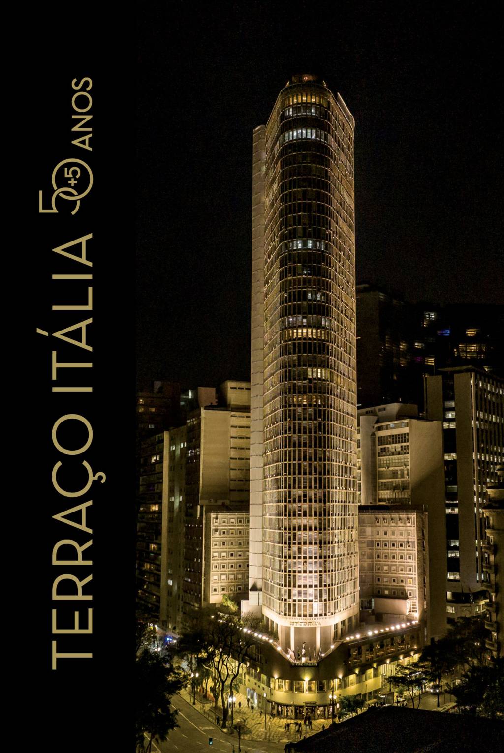Capa exibe título 'Terraço Itália: 50+5 Anos' e foto de edifício.