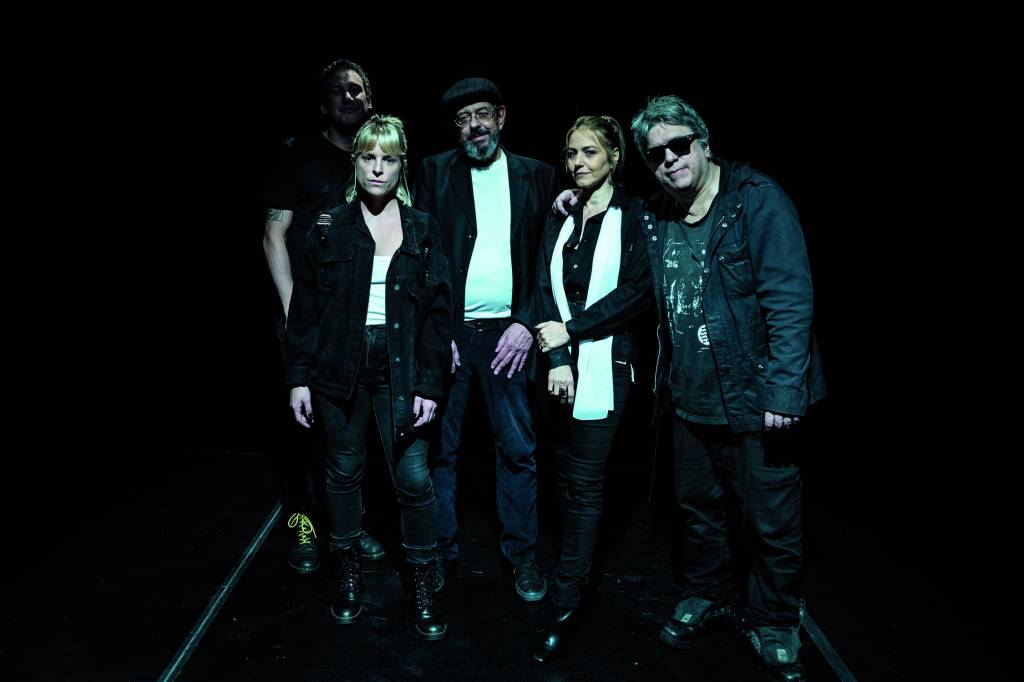 Mário Bortolotto volta a refletir sobre laços familiares em nova peça