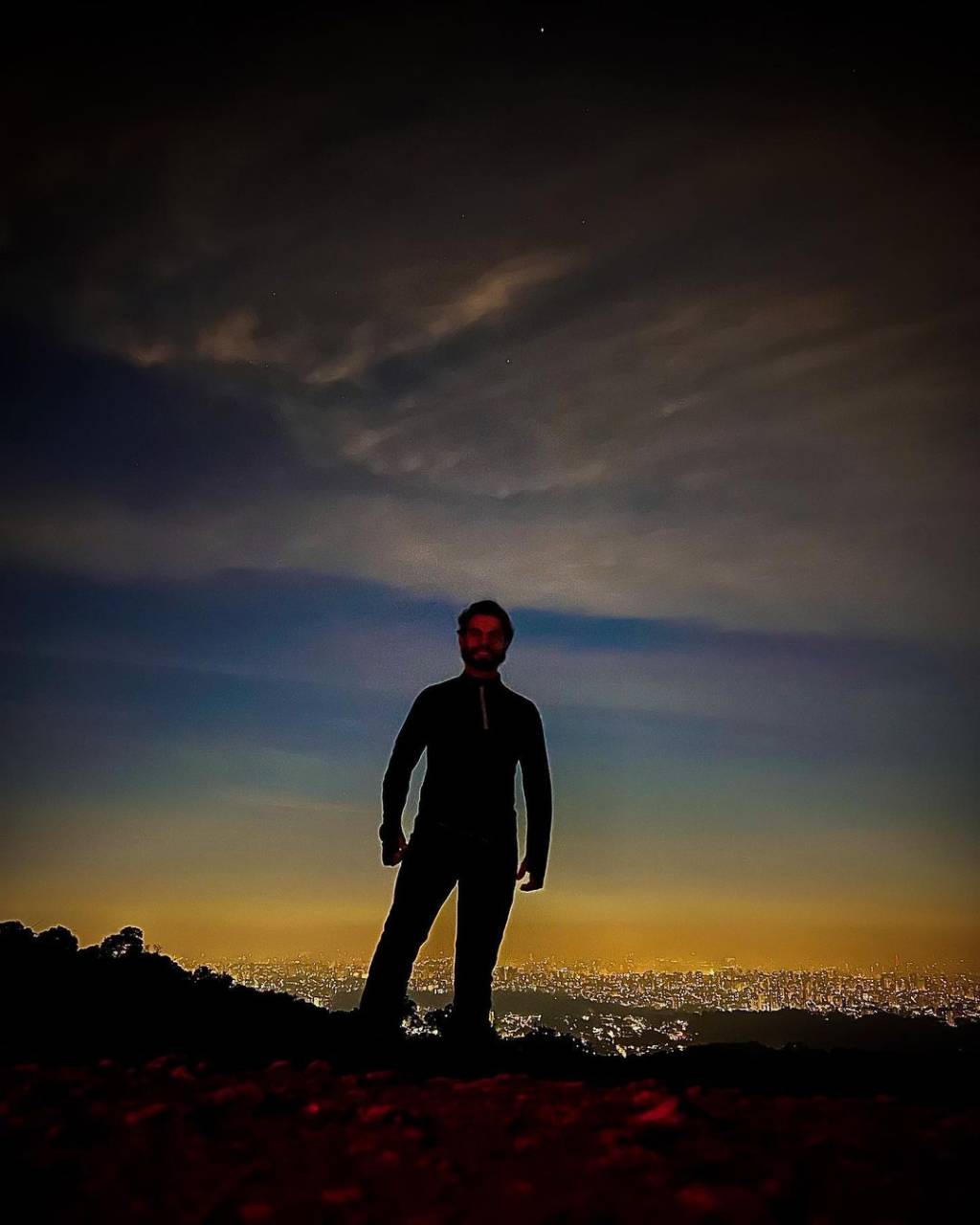 VictorCantareira Designer e artista plástico Victor Marcelo Franco Regis dos Passos após passeio noturno no Cantareira: