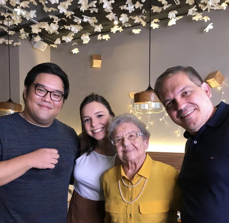 A equipe de gastronomia em 2019 com Palmirinha: Saulo Yassuda, Gabrielli Menezes e Arnaldo Lorençato