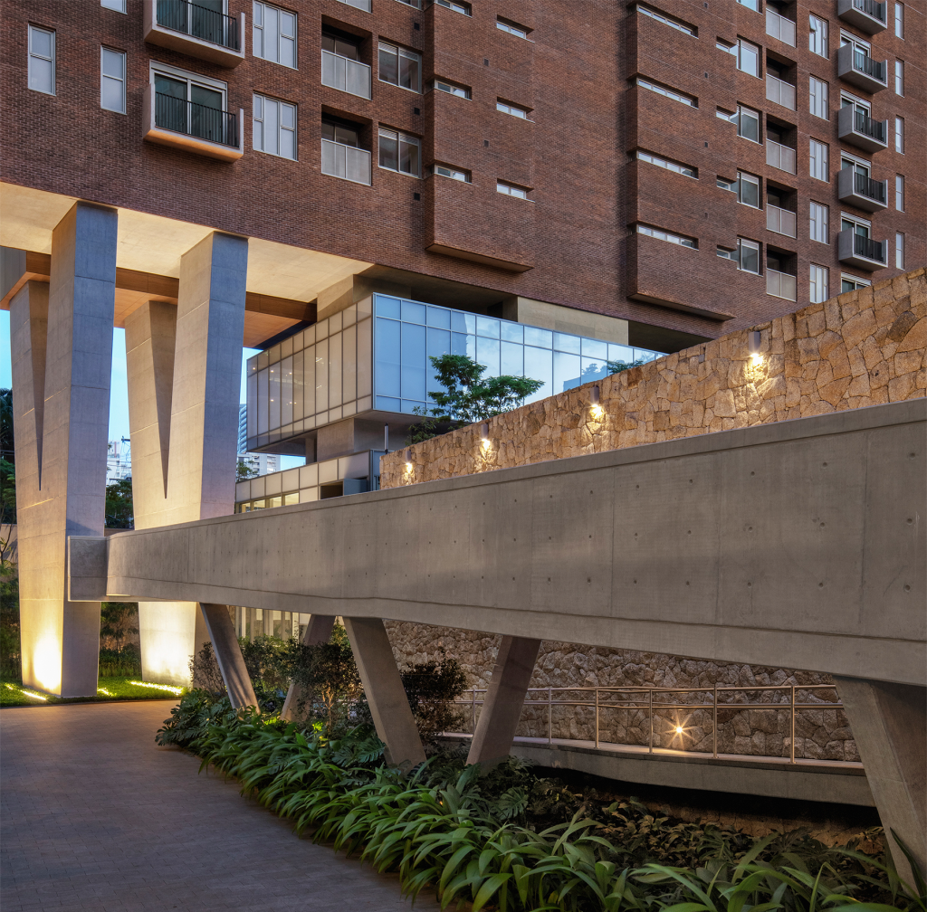 edificio-casa-brasileira-9 Edifício tem pilares em “Y” e homenageia mestres do modernismo