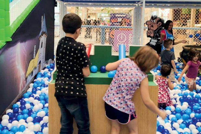 Cantareira Norte Shopping ganha parque temático dos Smurfs
