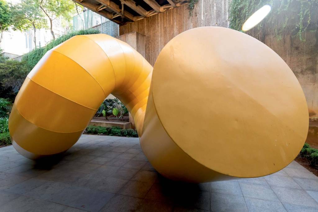 ObrasdeartemetroSe Garatuja: escultura de Marcello Nitsche na Sé foi uma das primeiras obras a serem incorporadas ao acervo