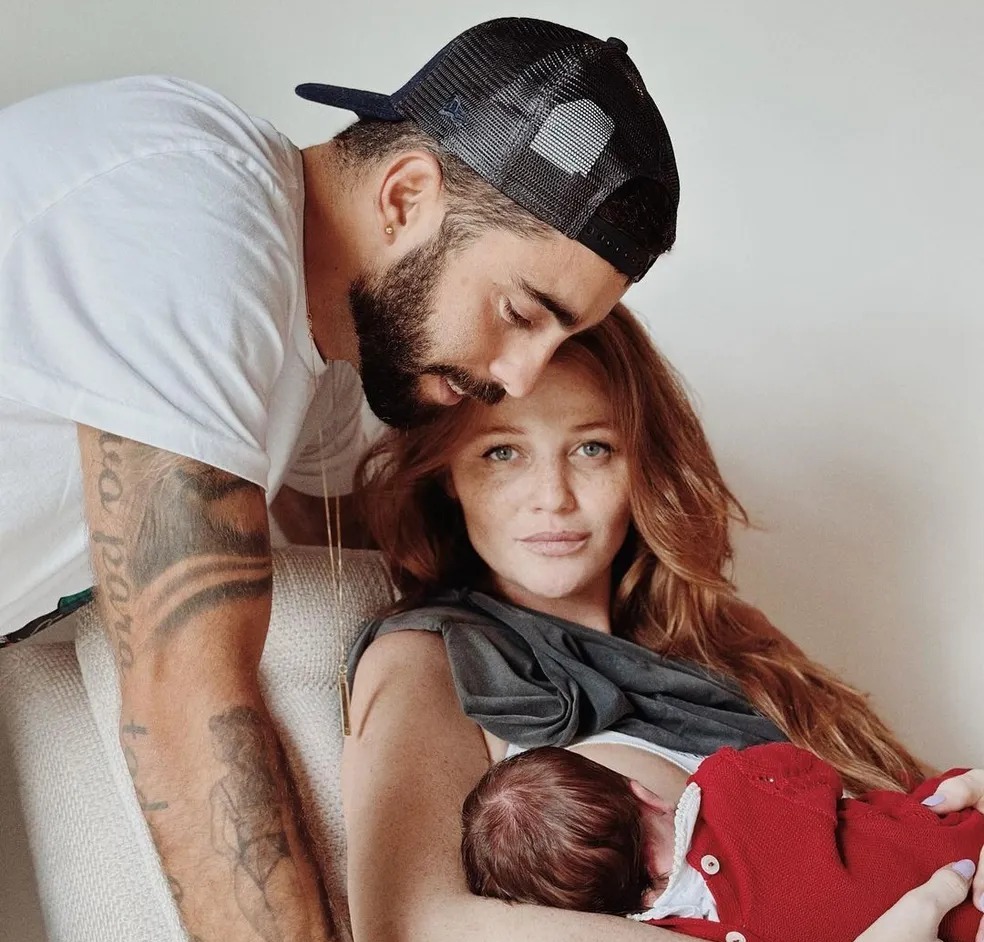 Pedro Scooby confirma fim do casamento com Cintia Dicker