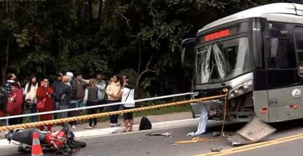 Acidente de moto mata três pessoas em São Paulo