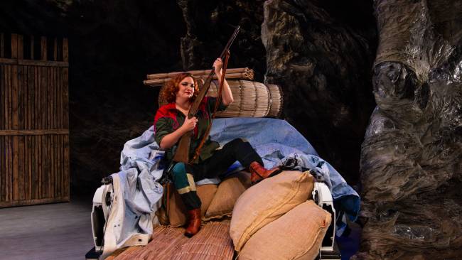 Montagem brasileira de 'La Fanciulla del West' estreia em São Paulo