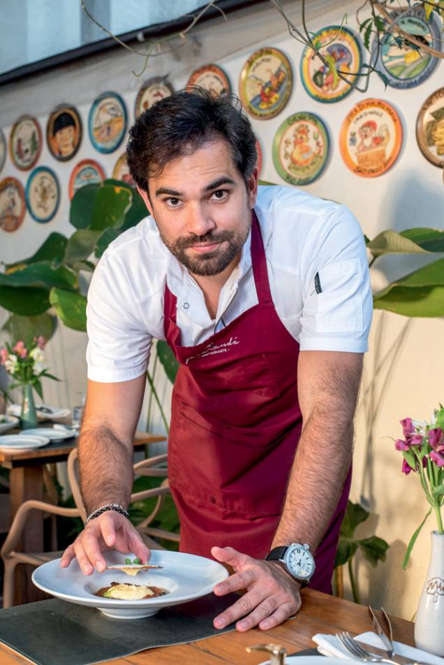 Cozinha sob nova direção: chef Rodrigo Aguiar