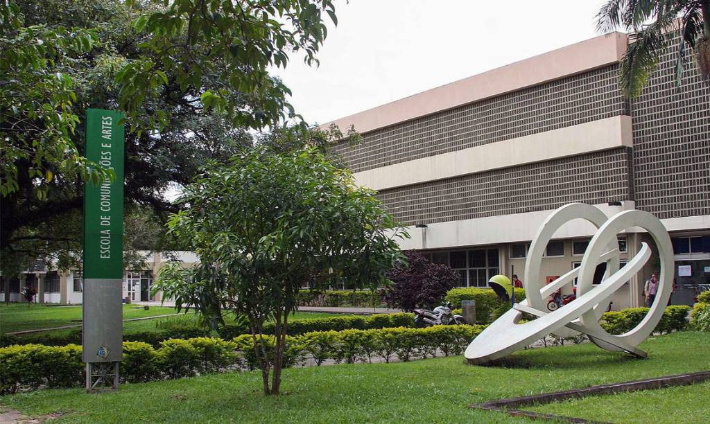 prédio da eca usp