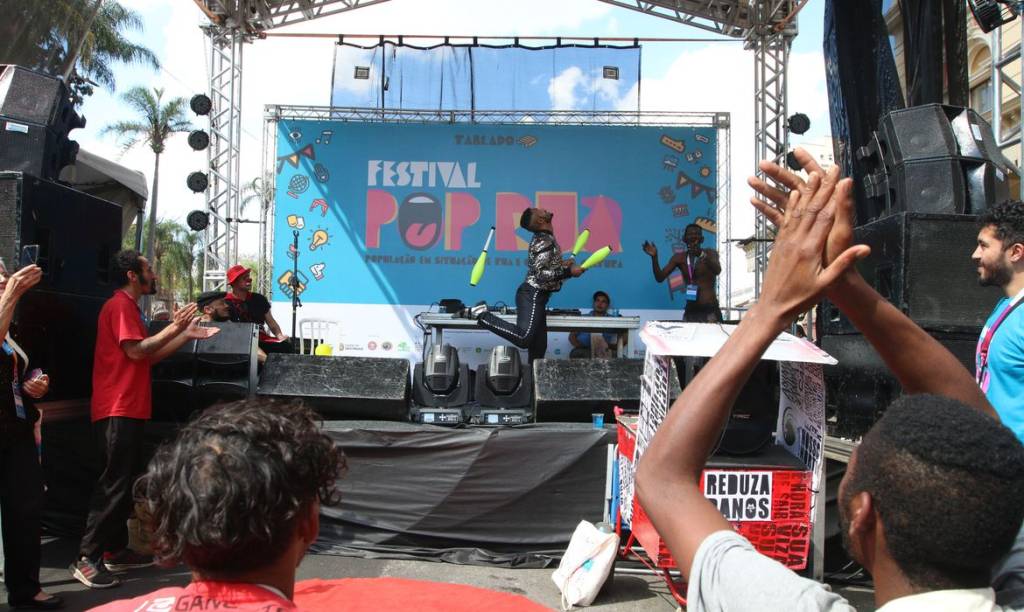 Festival celebra arte produzida por moradores em situação de rua