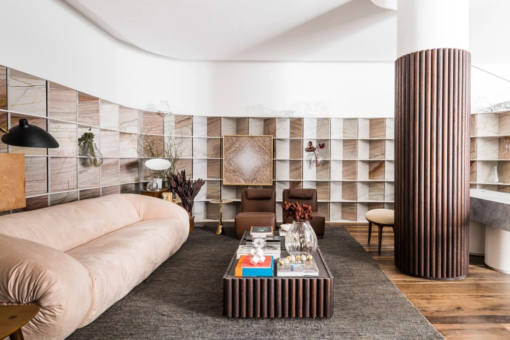 Na Av. Paulista, loft de 88 m² traz toques suaves e urbanos no décor