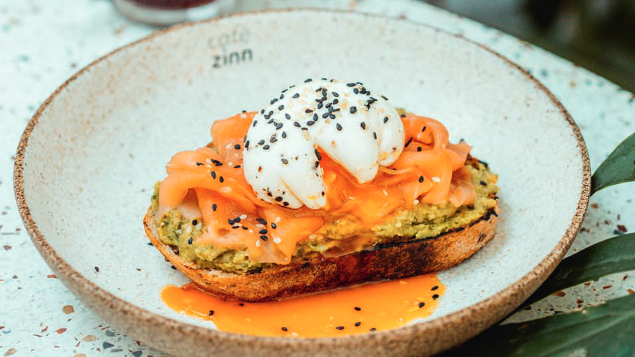 Tostada de salmão: uma das novidades do menu do Café Zinn