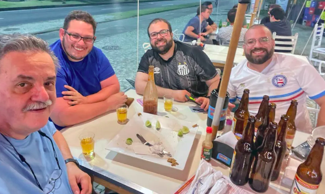 Médico que sobreviveu ao ataque tem estado de saúde estável