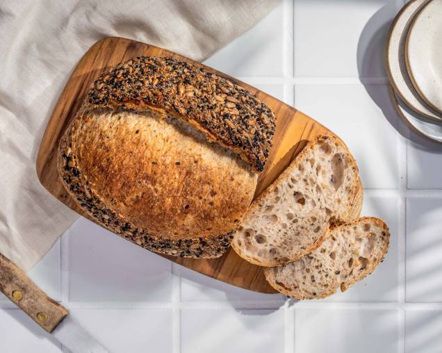 Sourdough: pão multigrãos no estilo americano