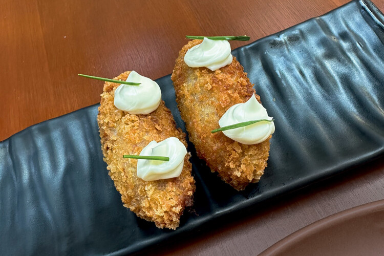 Bar Othê tem inspiração mineira. Leia a crítica