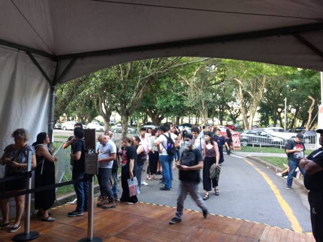 feira-livro-usp